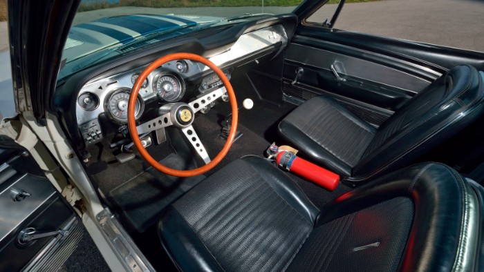 1967 Shelby GT500 Super Snake - interior