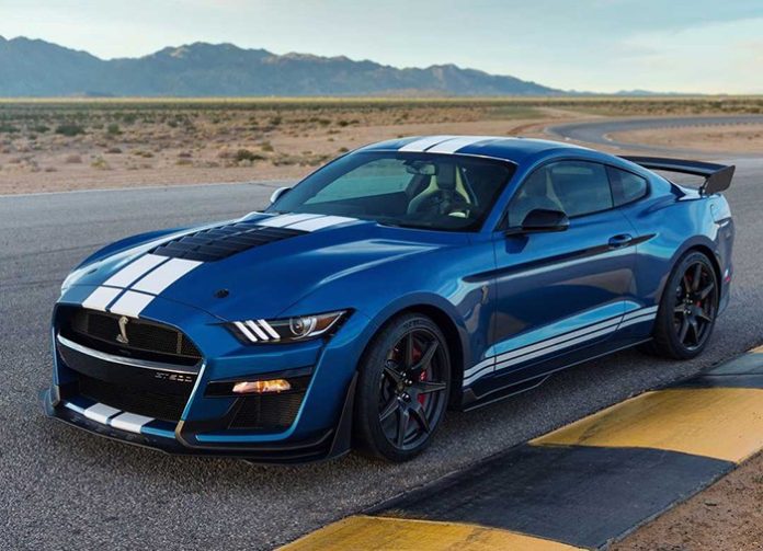 2020 Ford Shelby GT500 - front side view