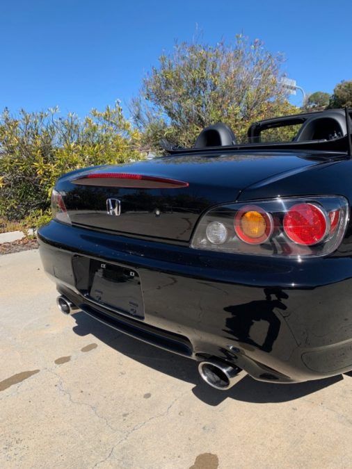 2009 Honda S2000 - rear view and exhaust
