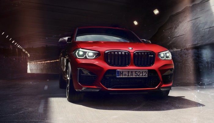 BMW X4 M Competition - front side