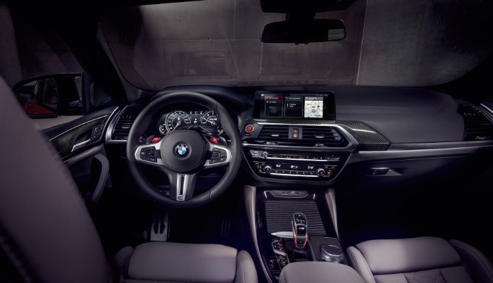 BMW X4 M Competition - interior