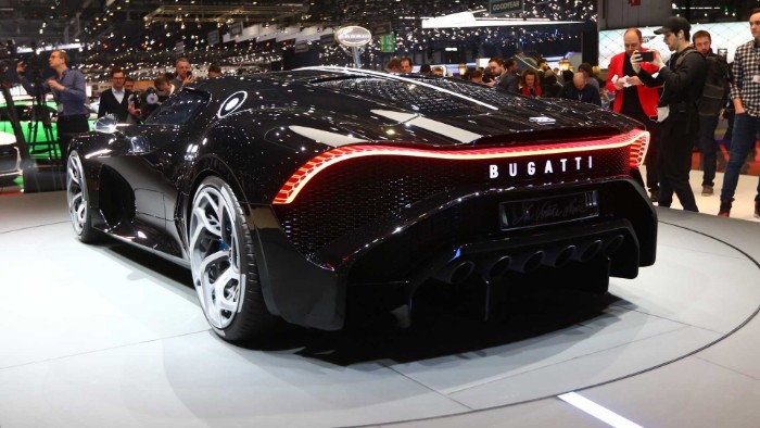 Bugatti La Voiture Noire - rear side view