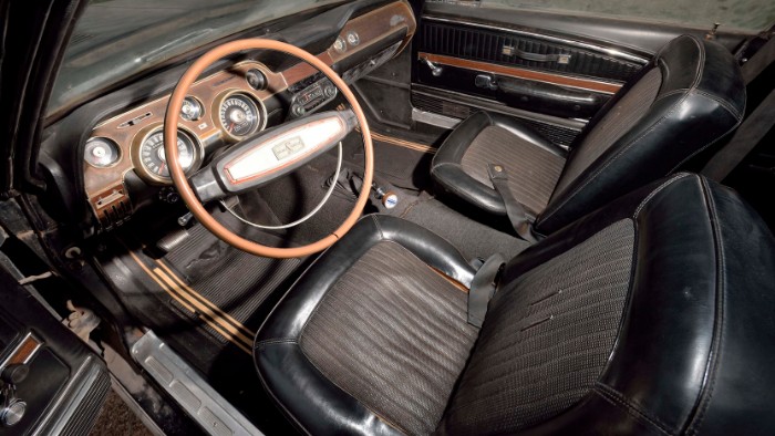 1968 Shelby GT500KR barn find - interior