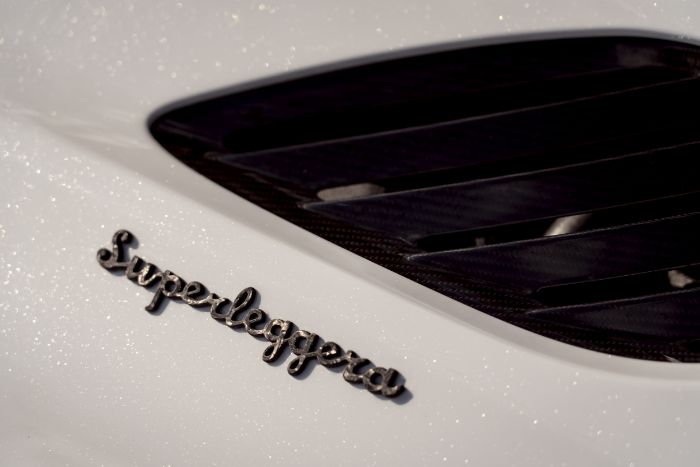 2020 Aston Martin DBS Superleggera Volante - details