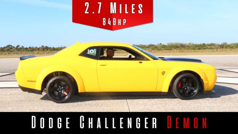 Watch as a Dodge Challenger SRT Demon Breaks a Top Speed Record at 211 MPH