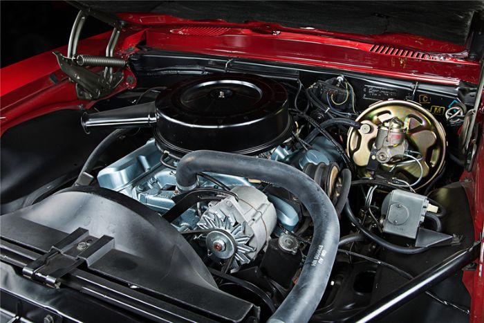 1967 Pontiac Firebird VIN 001 - engine