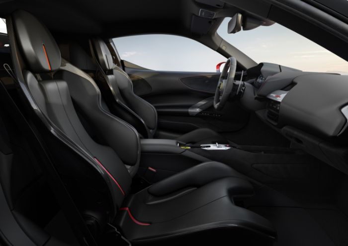 Ferrari SF 90 Stradale - interior view