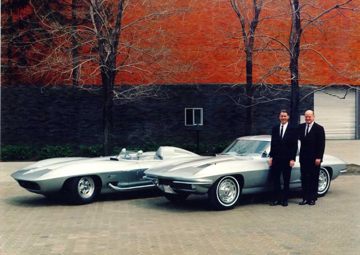 Bill Michell with the 1959 Stingray Racer and 1963 C2 Corvette Sting Ray 