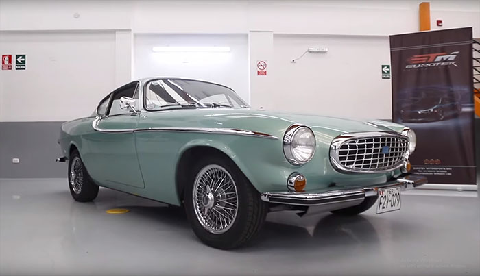1965 Volvo P1800S - restored and electrified - front view
